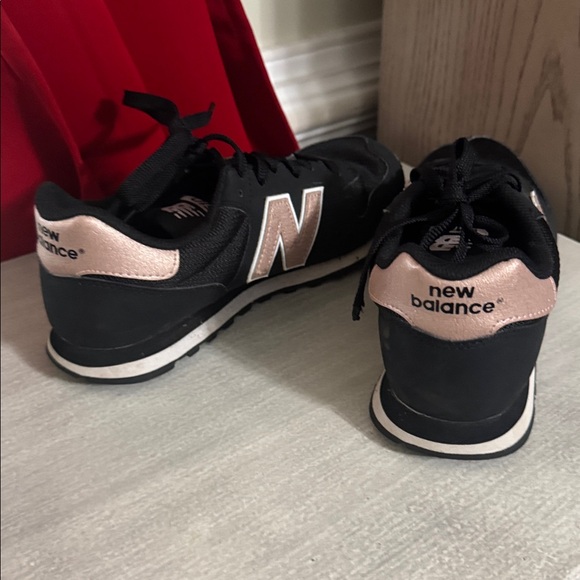 New Balance womens Black and pink Sneakers - Picture 2 of 5